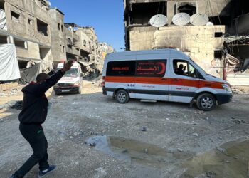 L'armée israélienne annonce une opération à proximité de l'hôpital Kamal Adwan, l'un des derniers encore en activité dans le nord de Gaza. 7 L’armée israélienne annonce une opération à proximité de l’hôpital Kamal Adwan, l’un des derniers encore en activité dans le nord de Gaza.