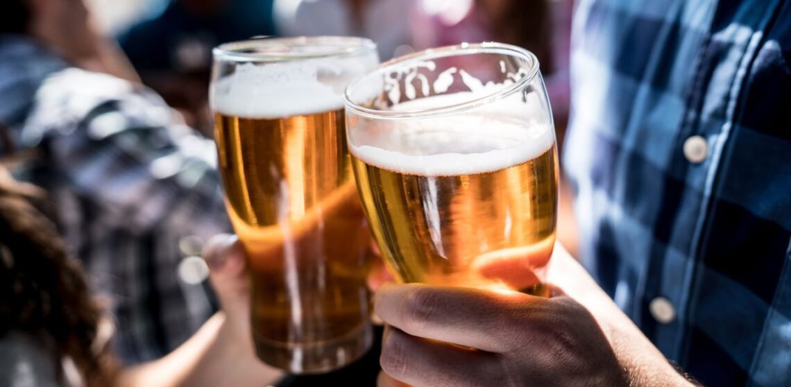 Janvier Sec : quels effets après un mois sans consommer d'alcool ? 5 biere soiree alcool 537b02 0@1x e1735849634537