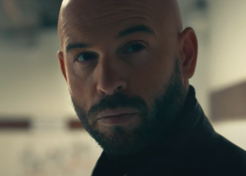 Frank Gastambide confronté à une bande de malfaiteurs dans ce nouveau film d’action.