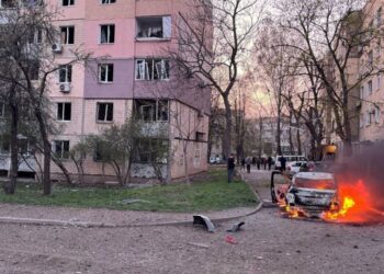 Attaque russe à Kryvyï Rih : l’Ukraine déplore 18 victimes, dont des enfants