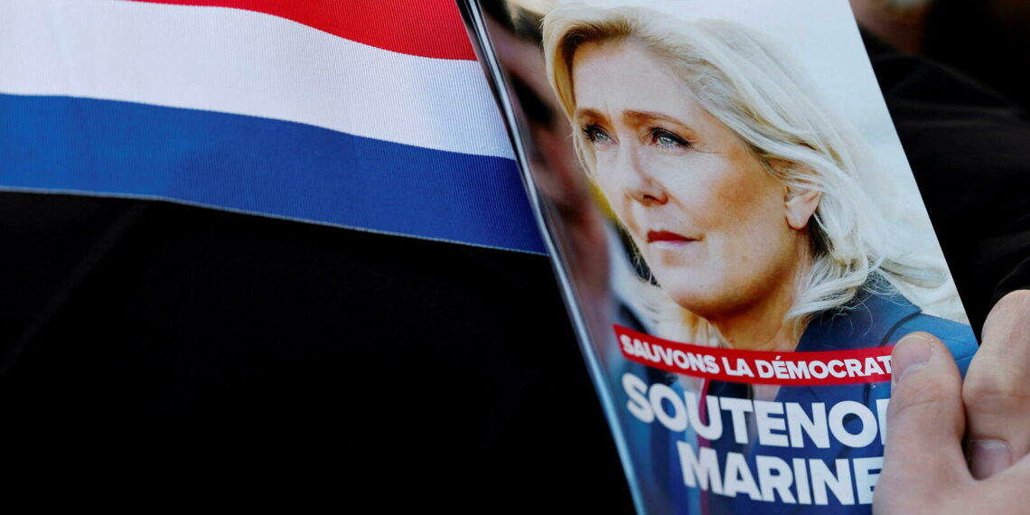 La bataille des pétitions est engagée. 4 27519125lpw 27519368 mega une jpg 11013049