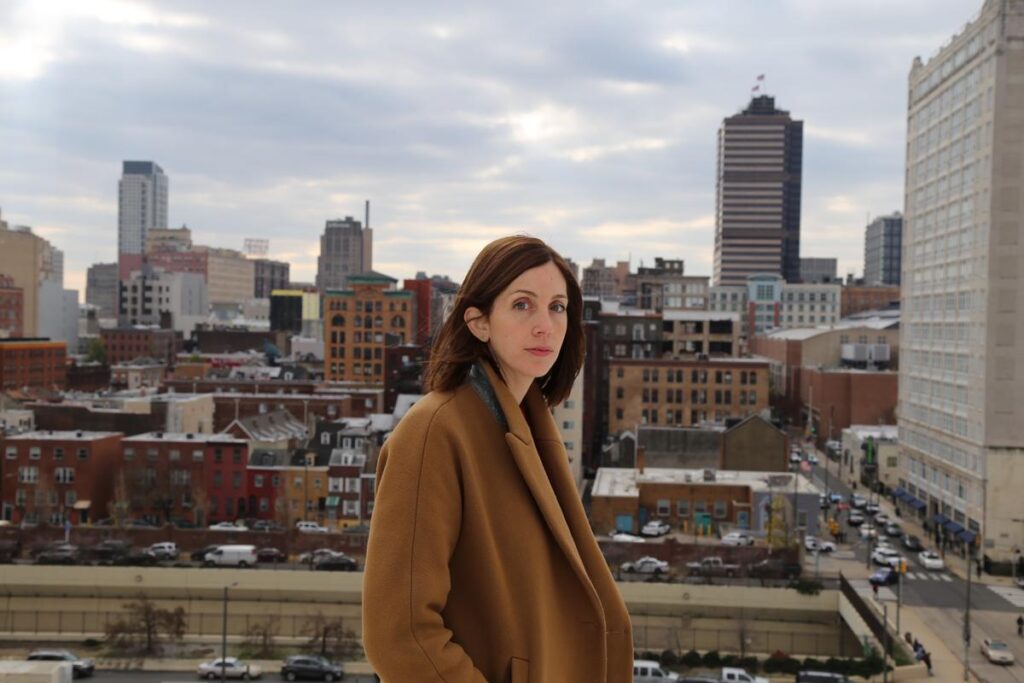 Le thriller qui a séduit Hollywood, Obama et Stephen King. 2 b42e6b2 sirius fs upload 1 ntolg8xhgoyx 1743072894194 moore liz 2019 c maggie casey