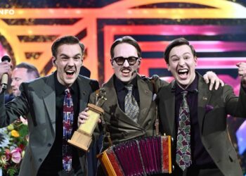 Qui est KAJ, le groupe favori de l’Eurovision 2025 célébrant le sauna ?