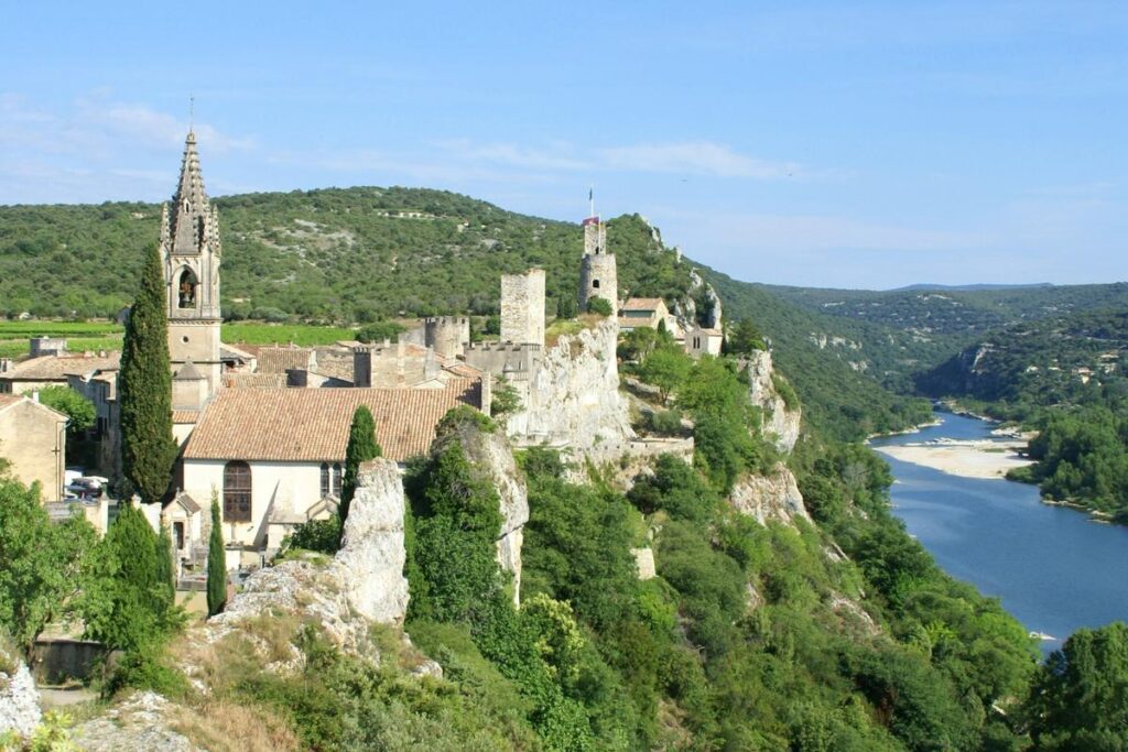 1d6c5d8 upload 1 u14o3dqhuwok f944db4 sirius fs upload 1 upfue3inedsy 1748439430079 gardtourisme 041