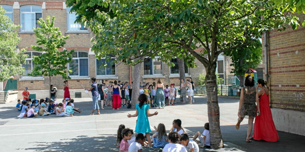 Face à la canicule, le refus de l’Éducation nationale suscite la colère des parents et des enseignants. 1 27647070lpw 27647170 mega une jpg 11215655