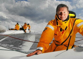 Le skippeur excentrique, le banquier suisse et l’avion flottant