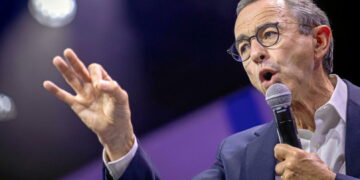 Chute de Bayrou : LR oppose un franc « non » au PS à Matignon