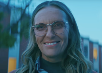 Wayward : Toni Collette explore les sombres secrets de l’adolescence dans la nouvelle série Netflix