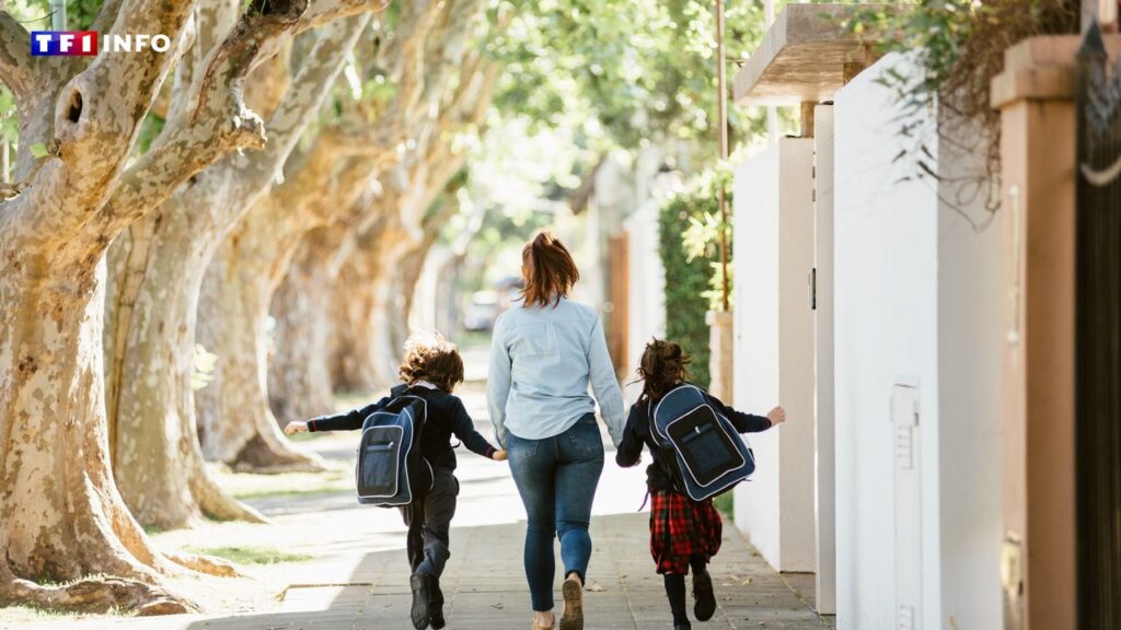 5 conseils pour préparer son enfant à sa première rentrée scolaire 2 famille enfants fillette mere rentree ecole 068727 0@1x